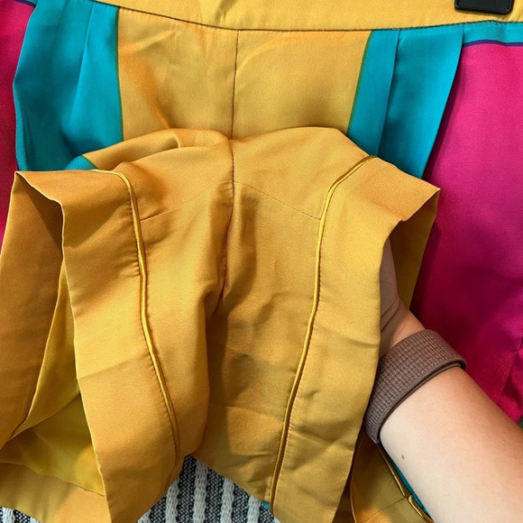 NWT J. Crew pull on short in Ratti squared away size 2 - Picture 3 of 7